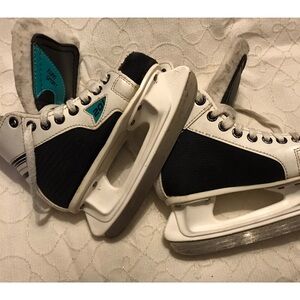 Ice Skates-Euro Sport 201- Boys size 11 used